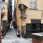 La Casetta Dei Genovesi In Centro Storico *